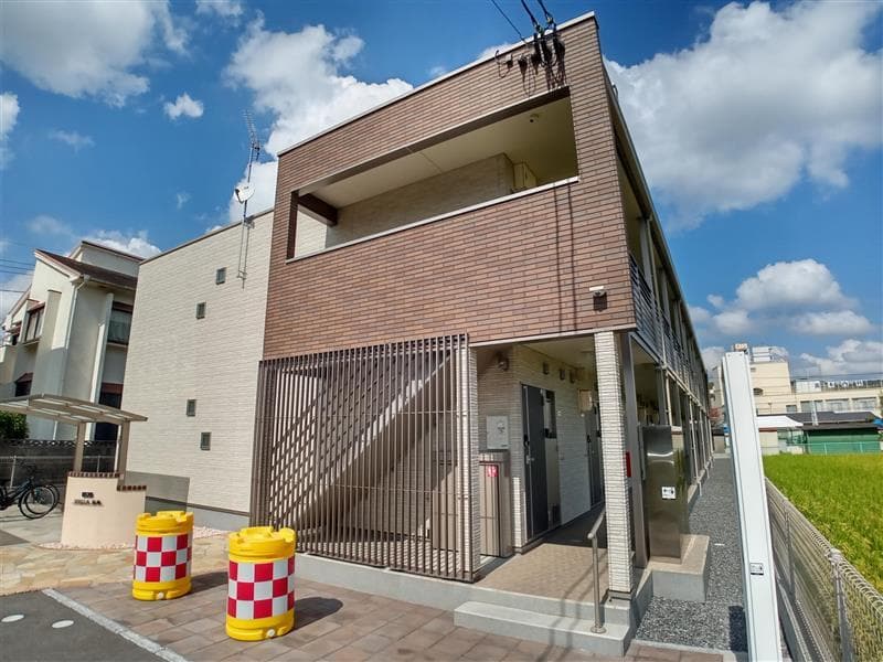 Main exterior of CLEINO Stella Niwase