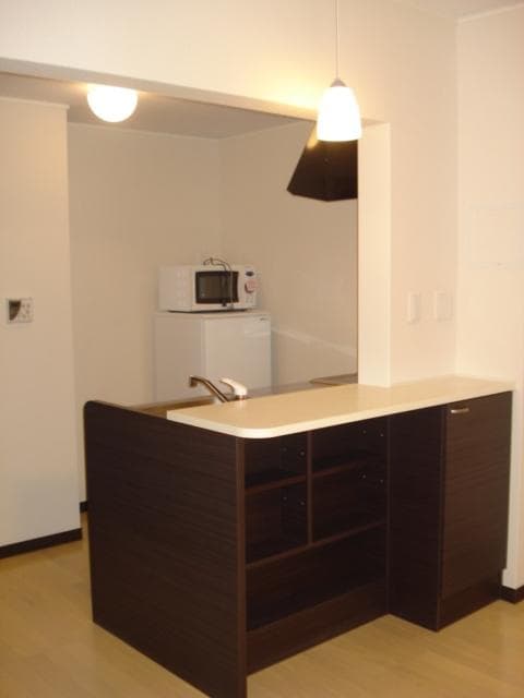 Room image 12