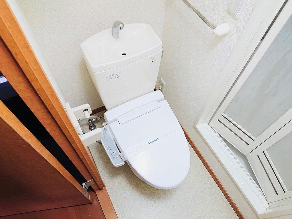 Room image 11