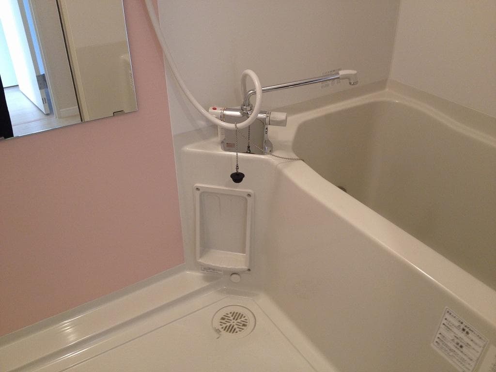 Room image 8