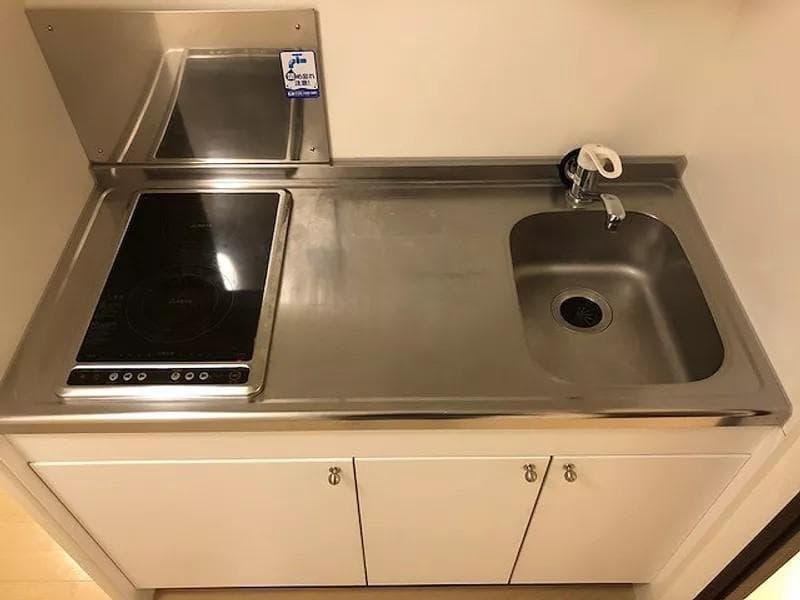 Room image 8