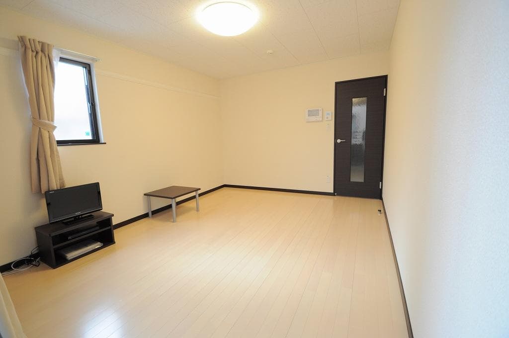 Preview interior of LEONEXT SAKAE Nishi Awaji