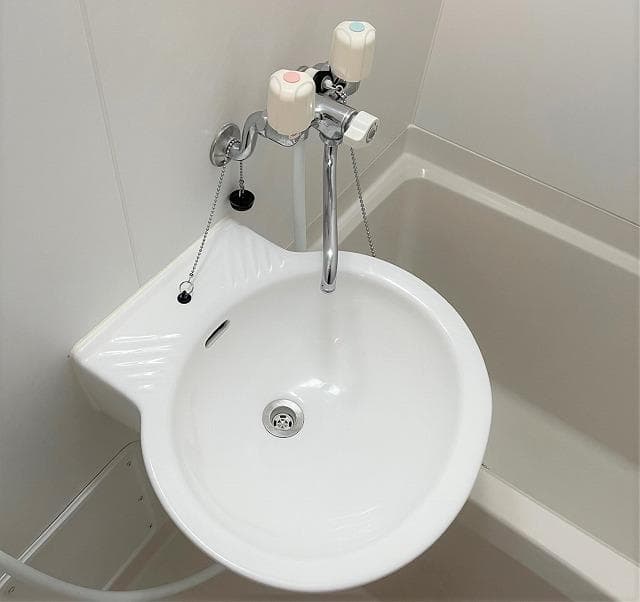 Room image 9