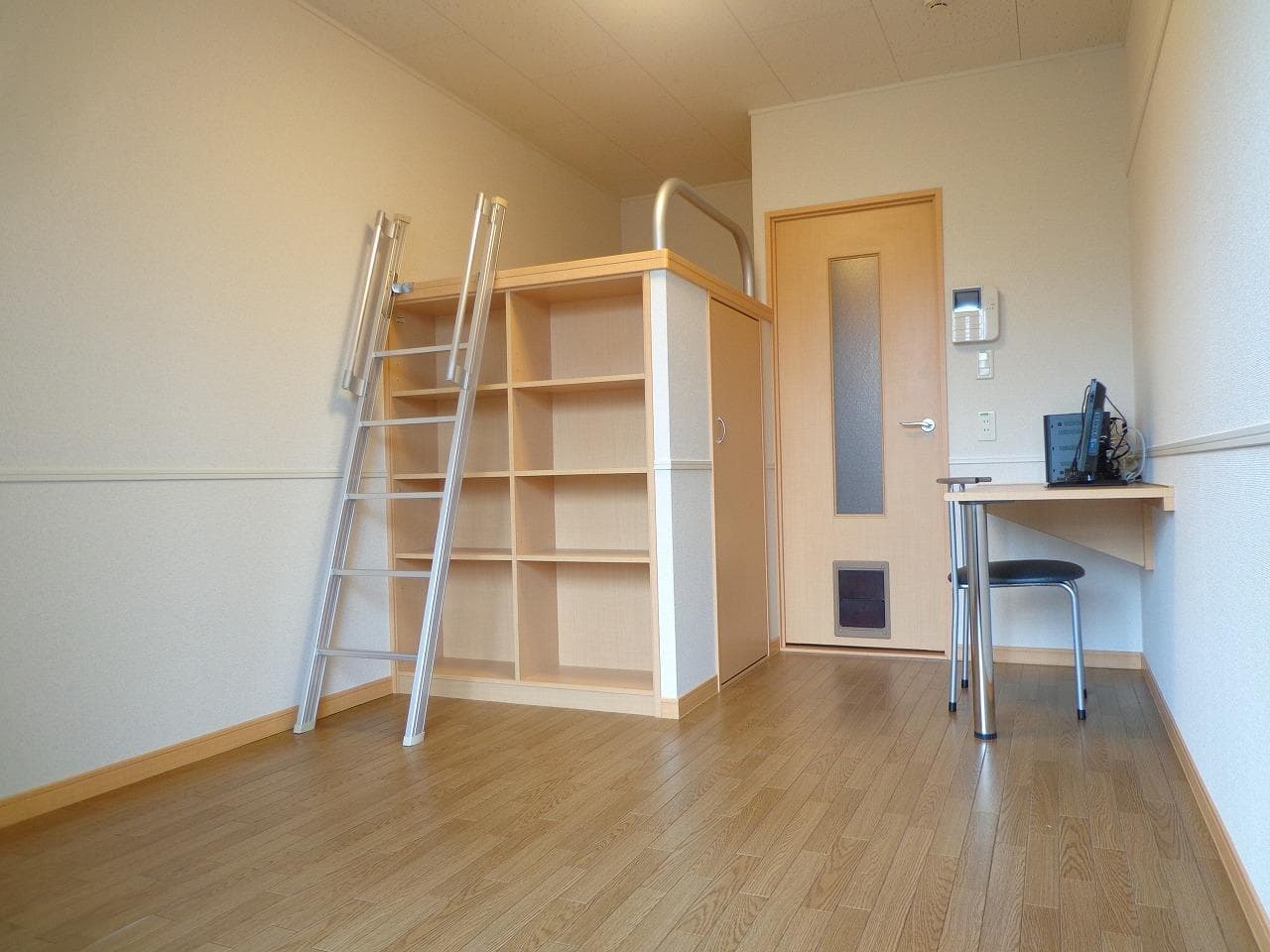 Preview interior of leopalace Livingmate Gakuenmae