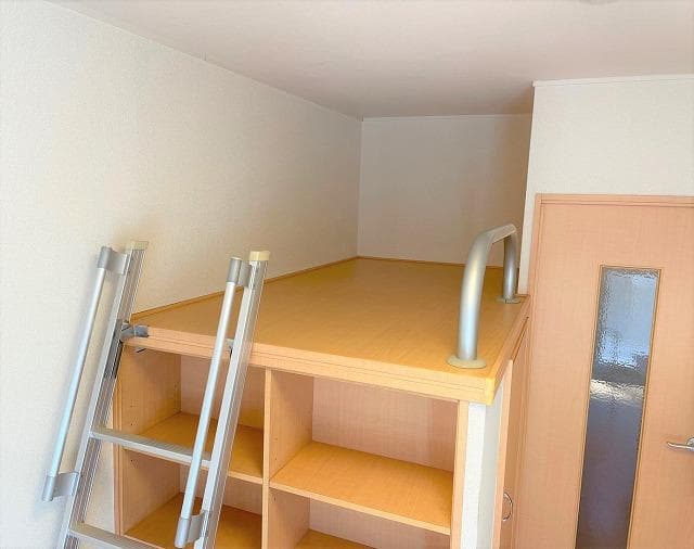 Room image 11