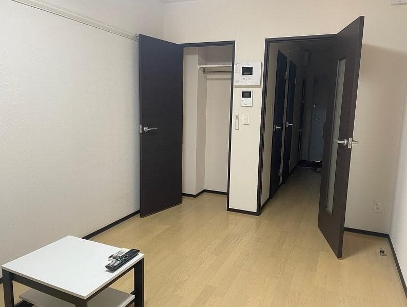 Room image 9