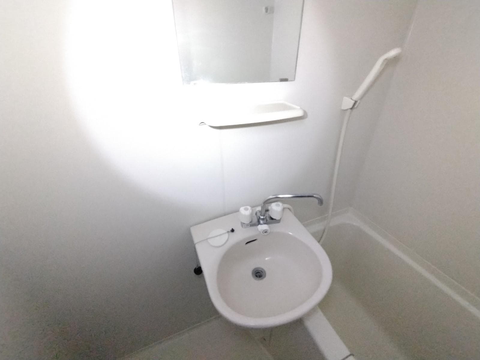 Room image 10