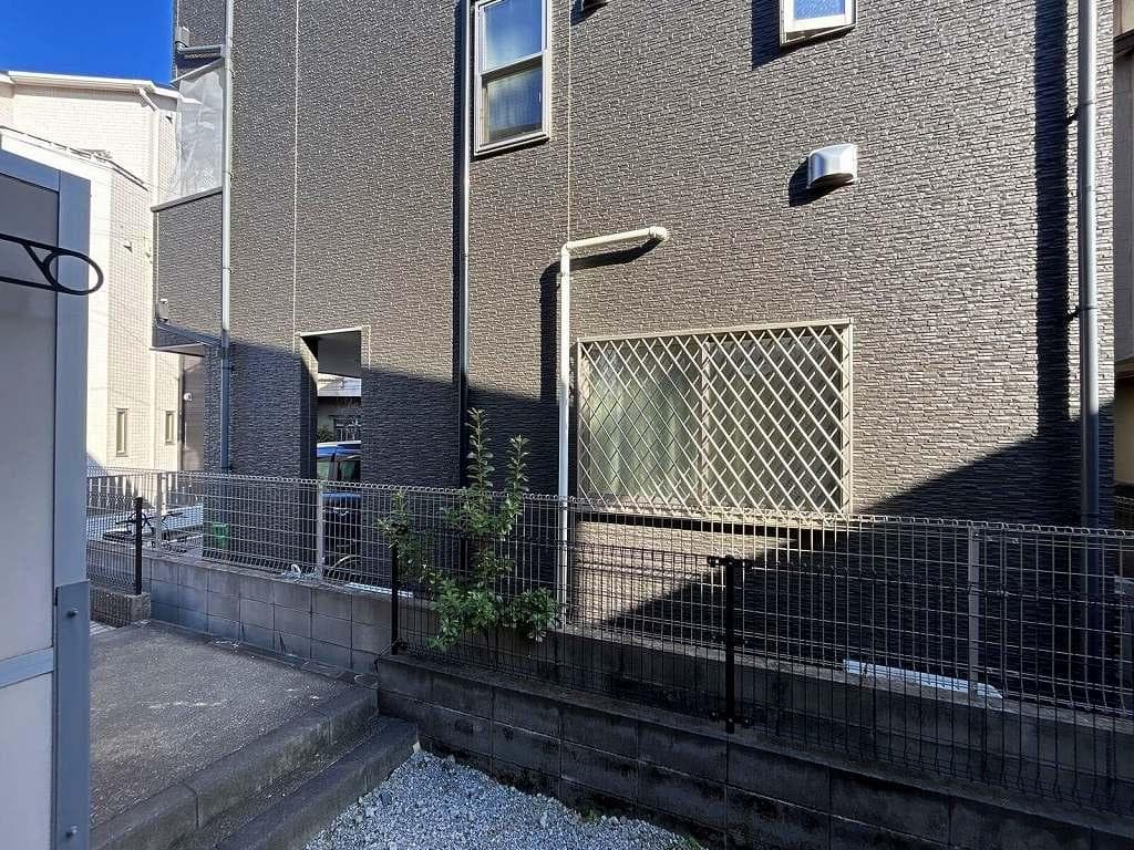 Room image 12