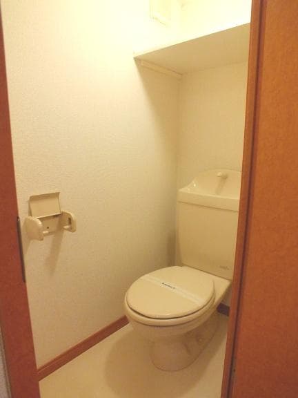 Room image 12