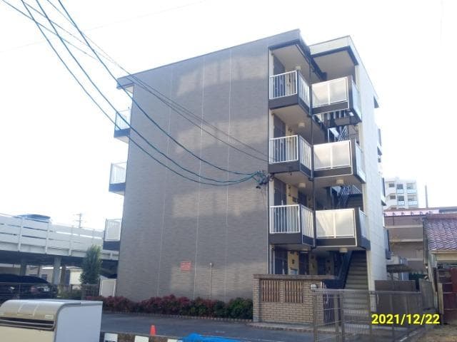Main exterior of leopalace Kinjou