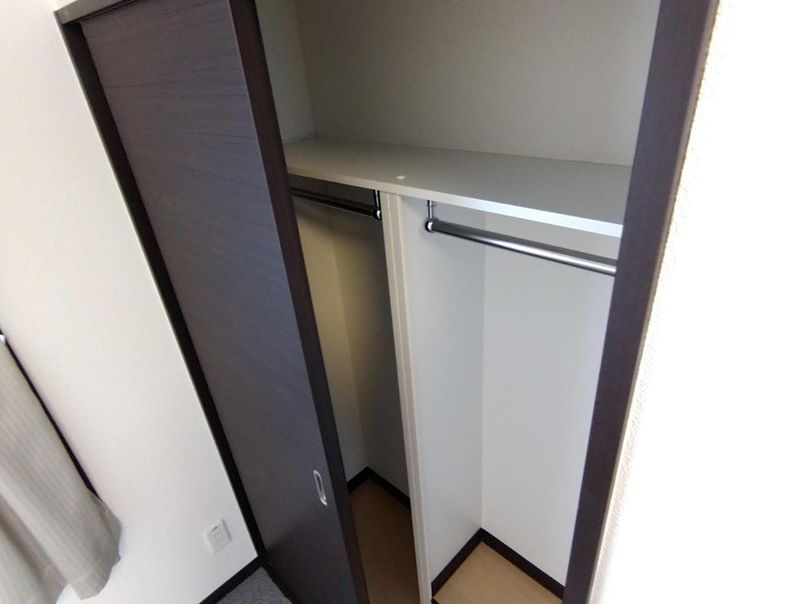 Room image 14