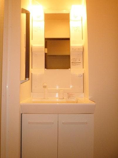 Room image 13