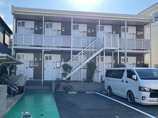 Main exterior of leopalace J&S