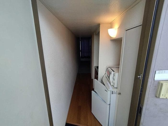 Room image 11