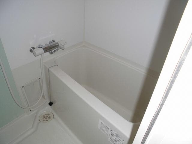 Room image 9