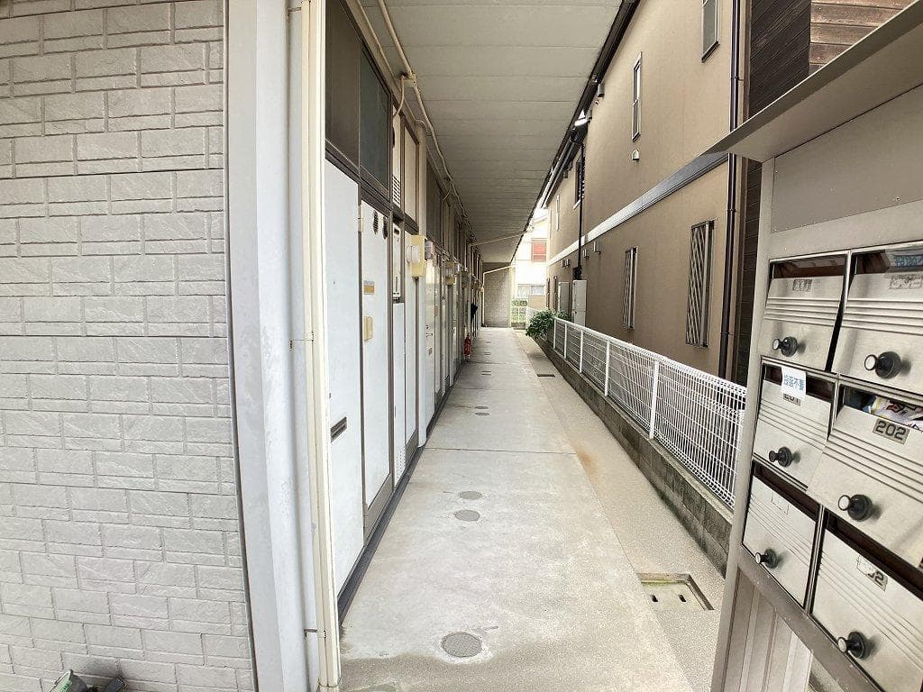 Room image 16