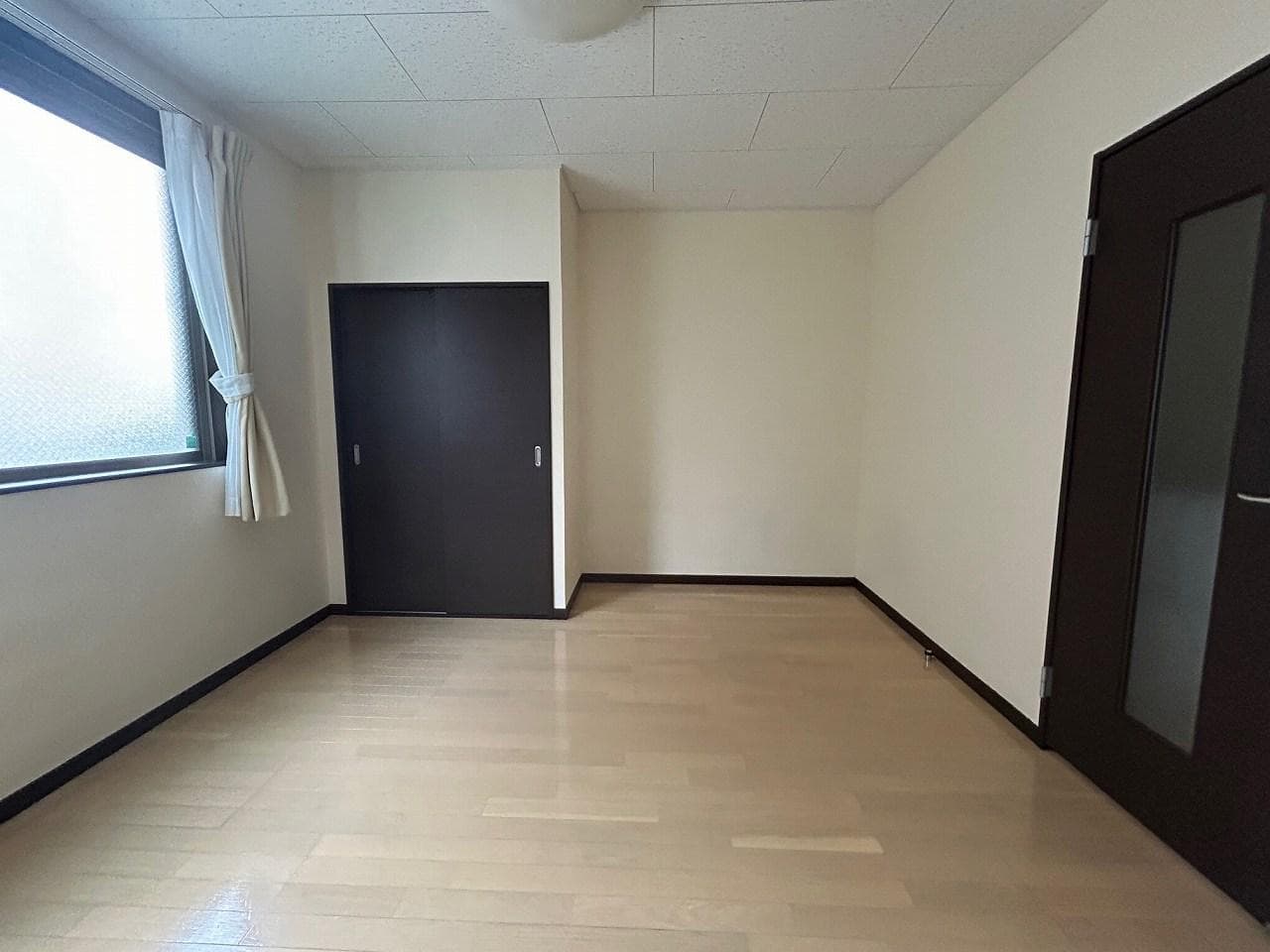Preview interior of LEONEXT Maruhachi