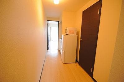 Room image 10
