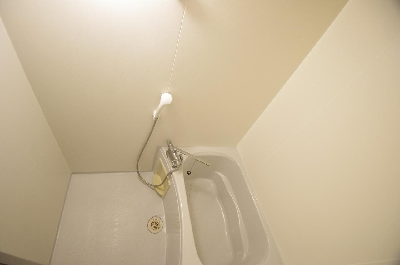Room image 11