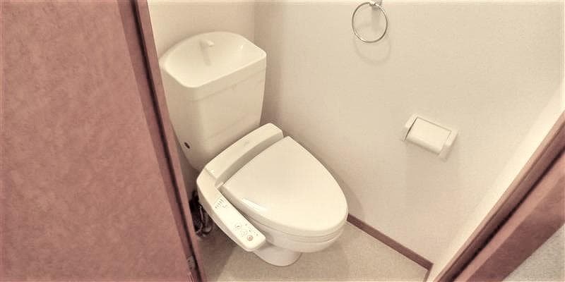Room image 10