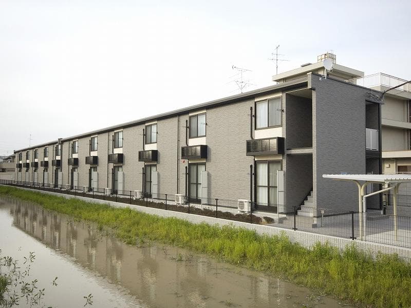 Main exterior of leopalace Itahara