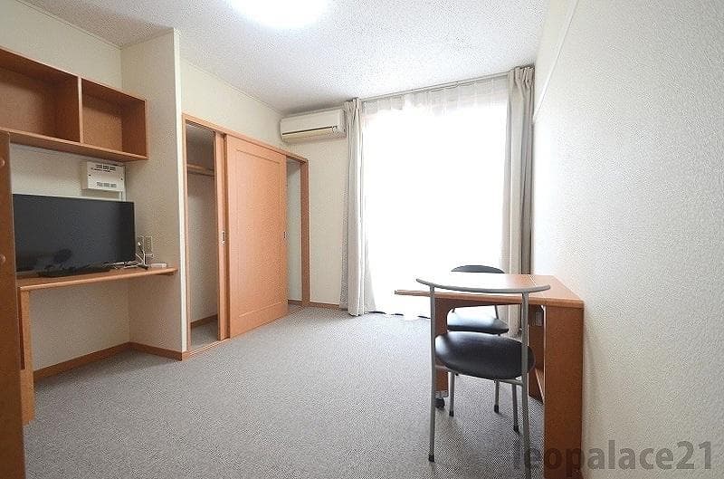 Preview interior of leopalace Pluspa Hirata