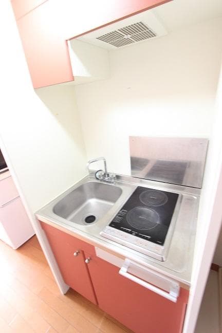 Room image 13