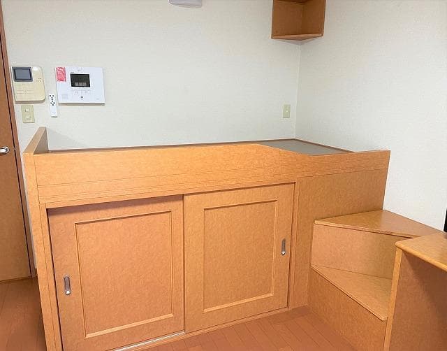 Room image 11