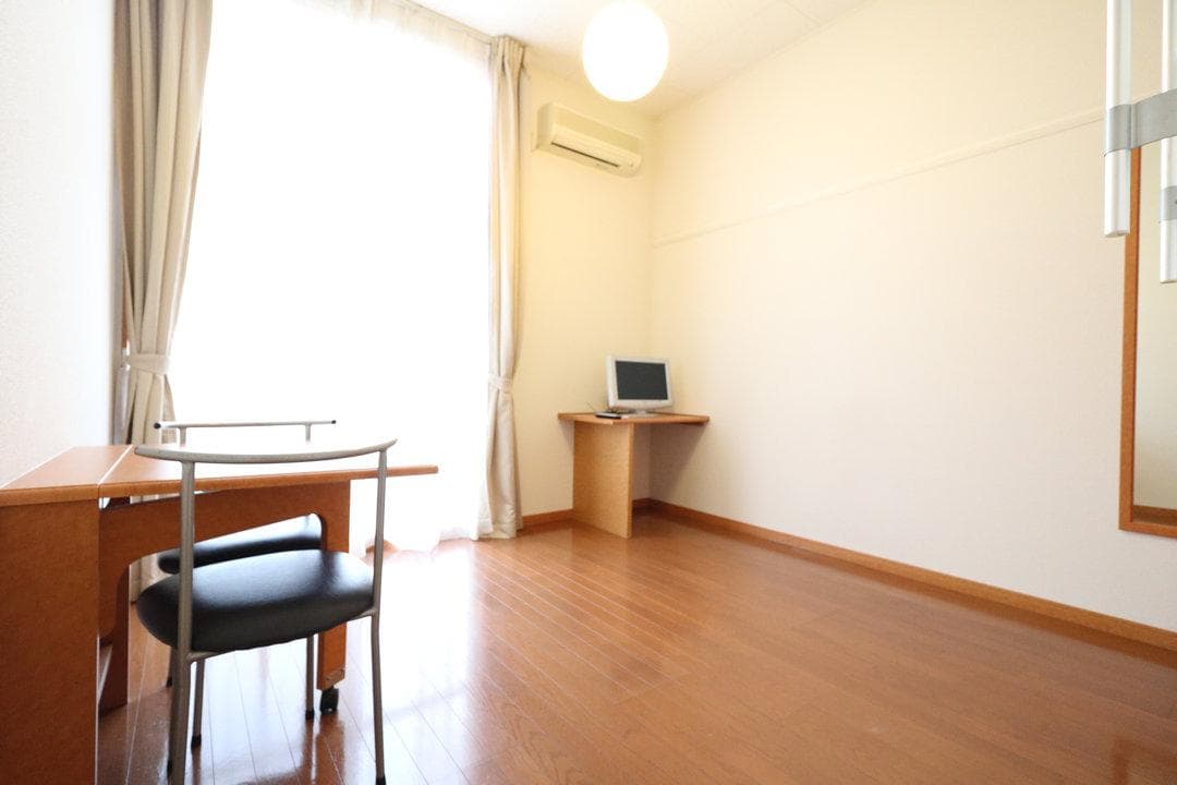 Preview interior of leopalace Youkaichi