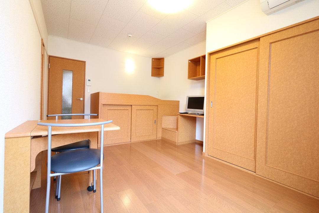 Preview interior of leopalace Forest Katsurazaka