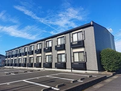 Main exterior of leopalace Radiest