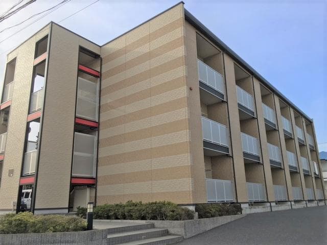 Main exterior of leopalace Salas