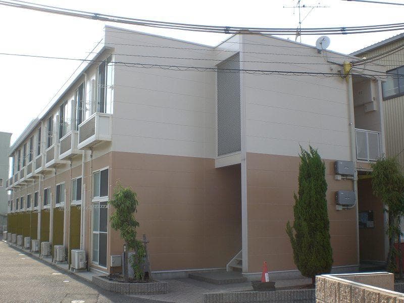 Main exterior of leopalace Mihara Higashi