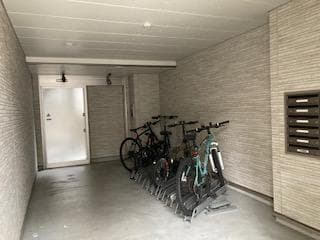 Room image 15