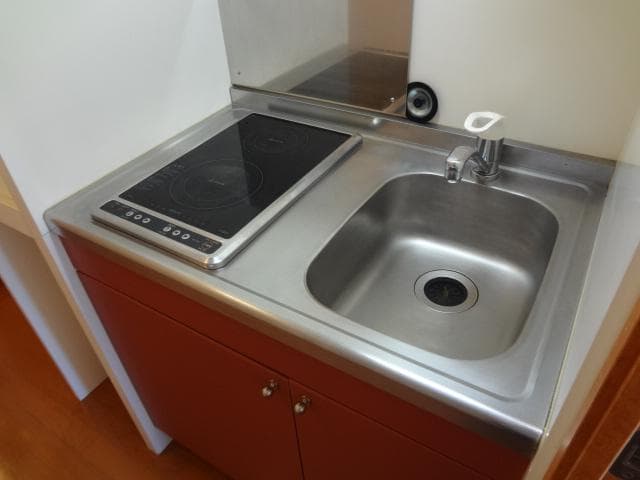 Room image 11