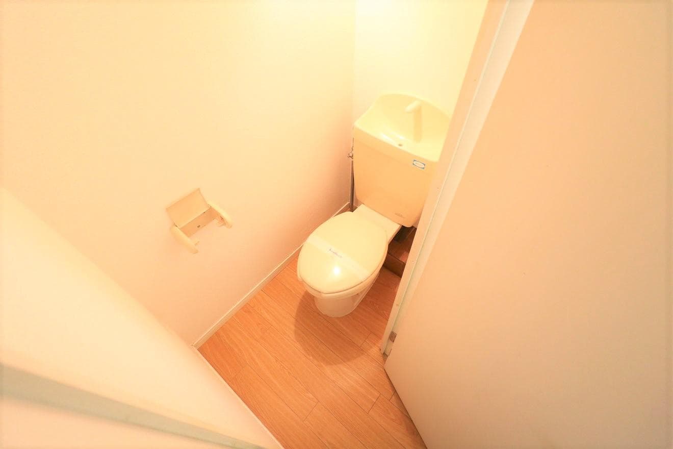 Room image 14