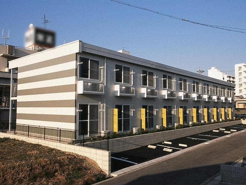 Main exterior of leopalace Aillis