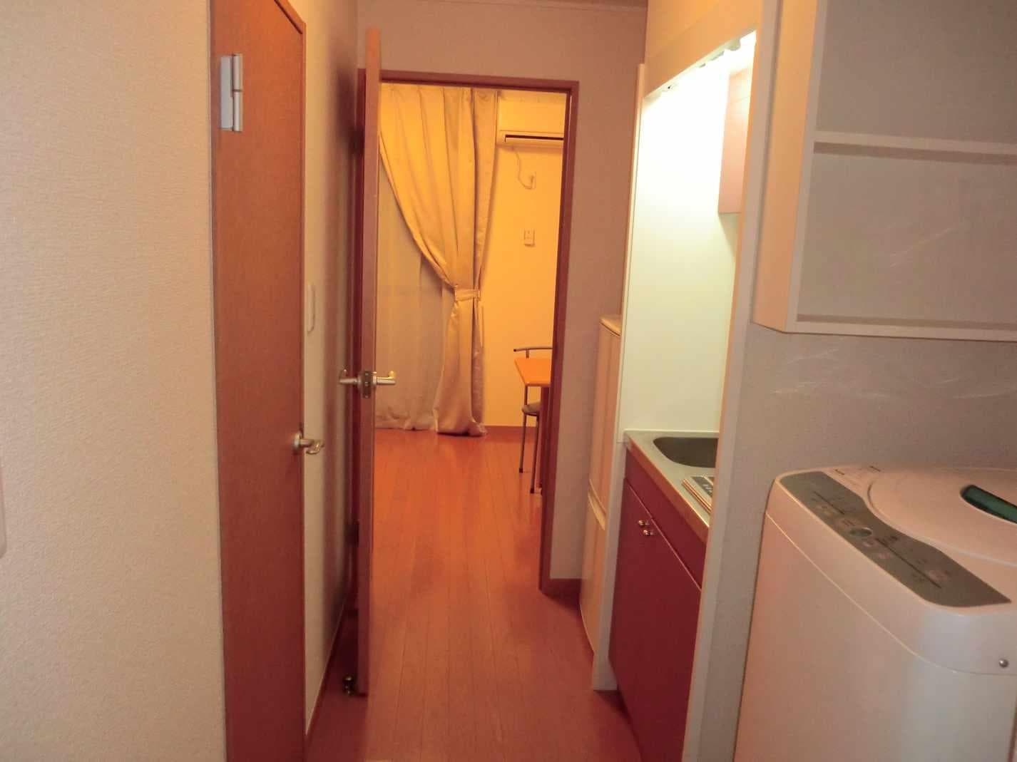 Room image 13