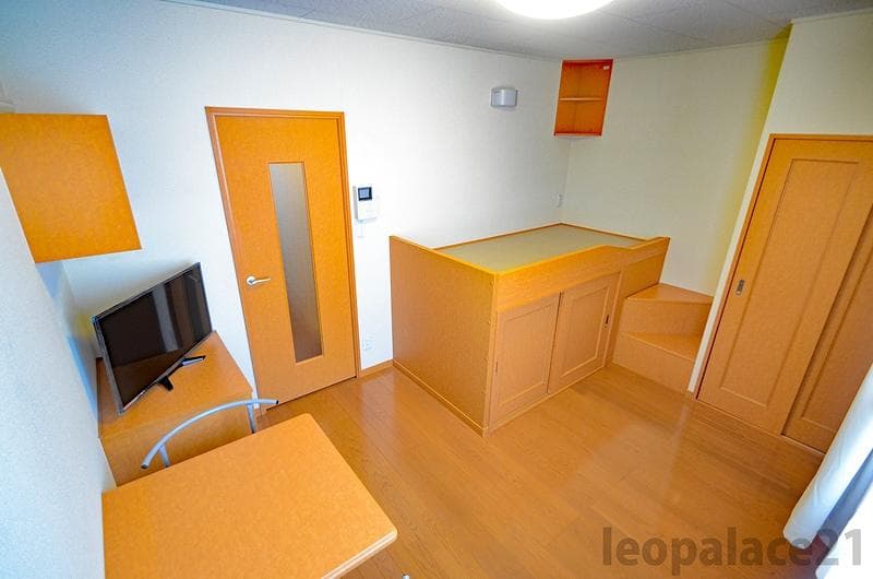 Room image 14