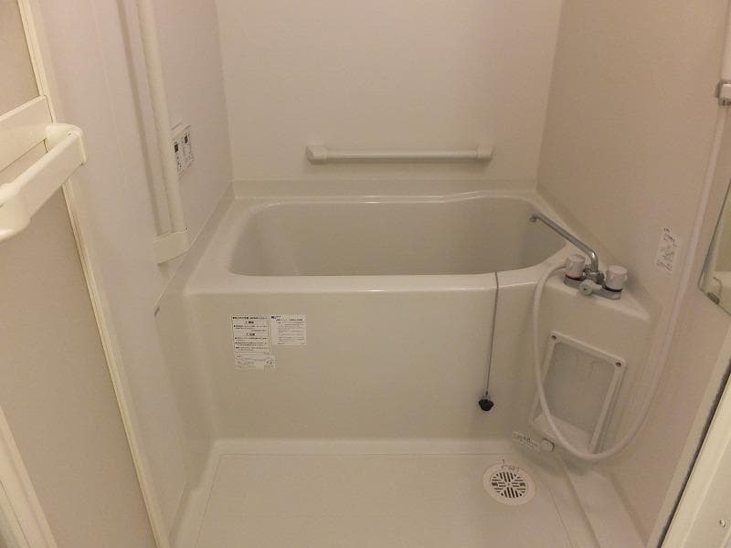 Room image 8