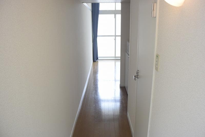 Room image 13