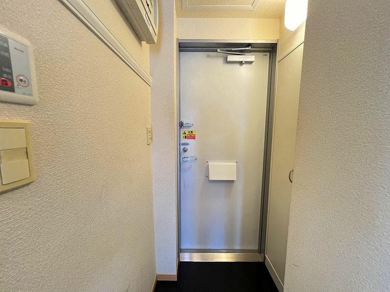 Room image 14