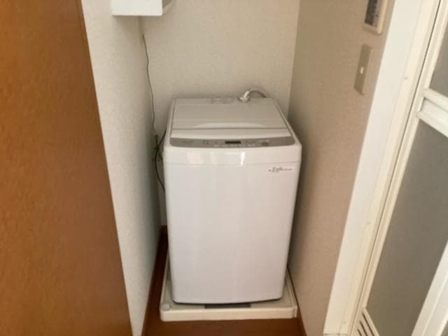 Room image 10