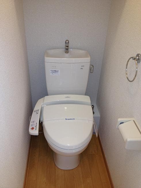 Room image 9