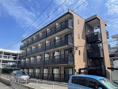 Main exterior of LEONEXT Cozy House Akasaka