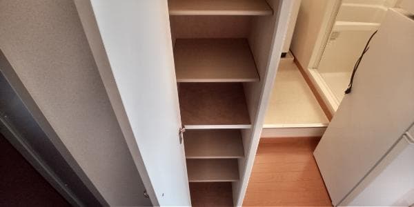 Room image 11