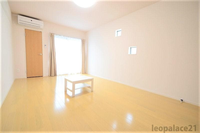 Preview interior of CLEINO BAMBOO