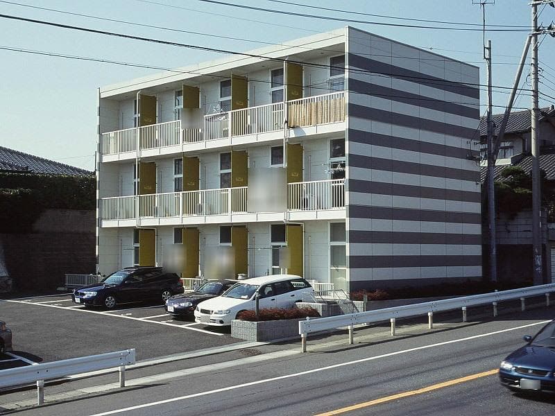 Main exterior of leopalace Castle