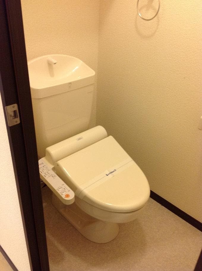 Room image 11