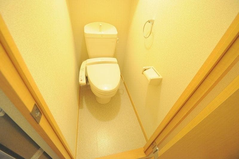 Room image 11